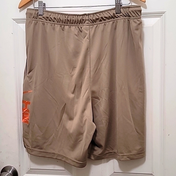 NIKE MEN'S TRAINING SPORT CLASH DRI FIT KNITTED BROWN SHORT SIZE LARGE - Picture 4 of 12